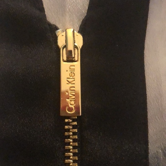 LAST CHANCE 💄 Calvin Klein Long Sleeve Blouse, size large - Picture 7 of 7